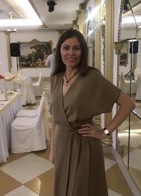Olga, 43, Russia, Saint Petersburg