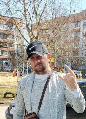 Валерий из Пскова 42 года