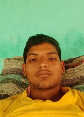 Sachin Thakur, 18, India, Aligarh