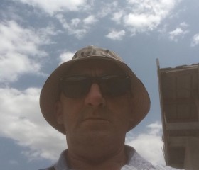 Gosha, 55, Baksan