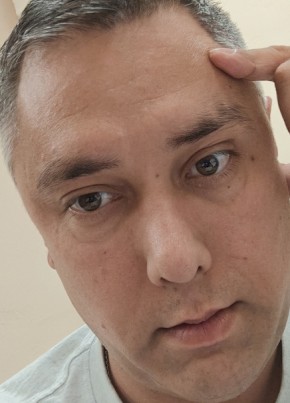 Михаил из Донецка 43 года
