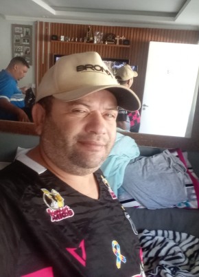 Leandro из Piúma 46 лет