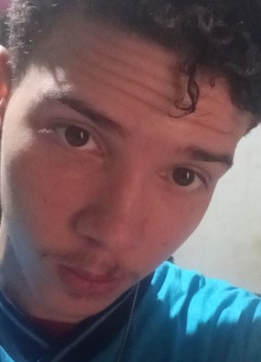 Henrique из Manáos 18 лет