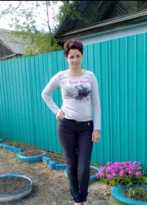 Вика, 44, Россия, Брянск