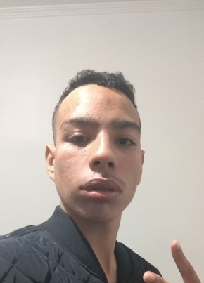 Gabriel из Sorocaba 23 года