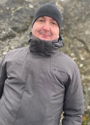 Дмитрий из Rotherham 50 лет