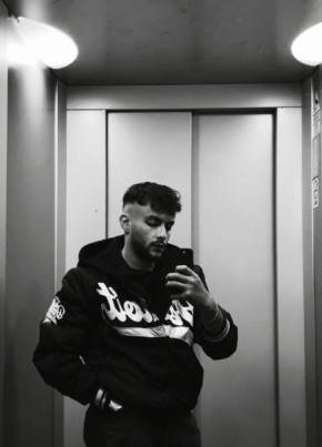Atilla из Bursa 23 года