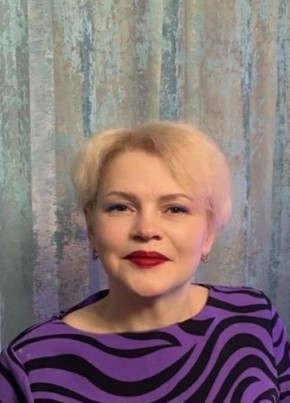 Елена из Мирного (Якутия) 52 года