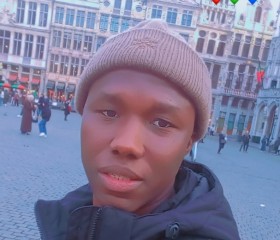 Ballé, 18, Brussels