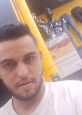 نصرو из Chelghoum el Aïd 28 лет