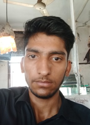 M.yar, 23, Pakistan, Lahore