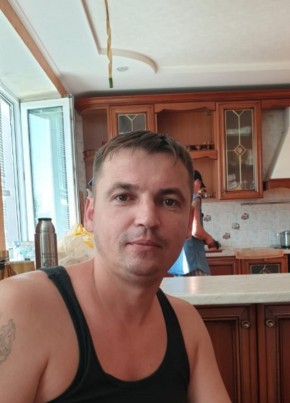 Артем, 44, Россия, Нефтеюганск