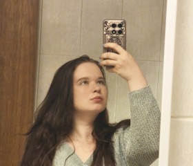 Anastasiya, 22, Saint Petersburg