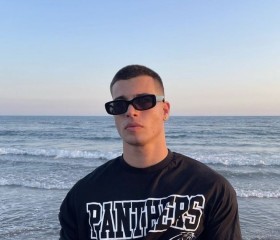 anton, 18, Petrozavodsk
