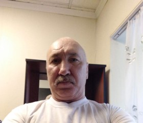 Юрий, 61 год, Уссурийск