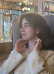 Настя🐦, 20, Moscow