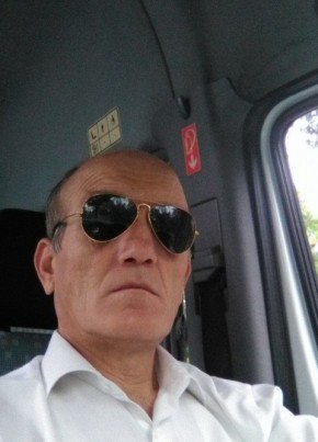 Akın, 59, Türkiye Cumhuriyeti, Ankara