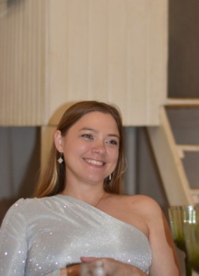 Irina, 33, Russia, Yekaterinburg