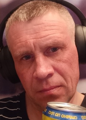 Виталий из Братска 44 года