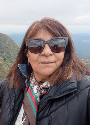 Alexia из Villa Carlos Paz 66 лет