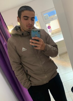 Astemir, 19, United States of America, New York City