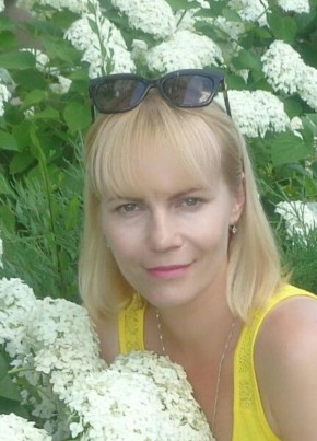Юлия, 47, Россия, Саратов