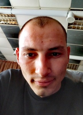 Maksim Borodin, 28, Russia, Rostov-na-Donu