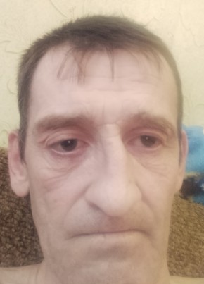 Максим из Красноярска 44 года