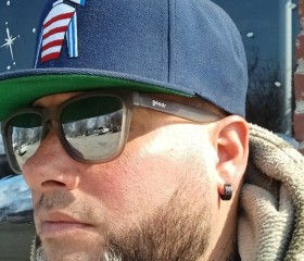 Anthony, 36, Floral Park