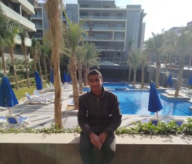 Elhware, 26, Cairo