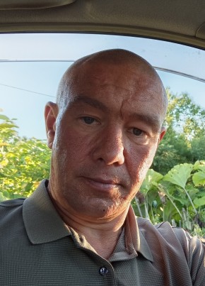 Дмитрий из Холмска 43 года