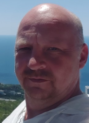 Андрей из Стародуба 47 лет