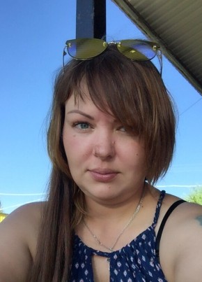 Надя, 23, Россия, Коряжма