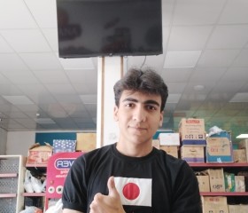Mostafa AF,, 18, Tehran