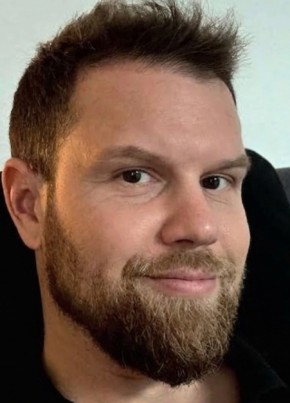 Björn из Stuttgart 35 лет