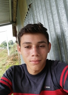 Emerson, 20, República de Costa Rica, San José (San José)