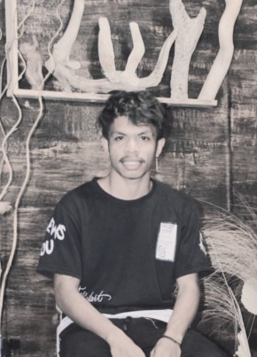 Andry, 23, Indonesia, Driyorejo