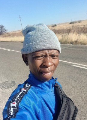 Zweli из IBloemfontein 26 лет