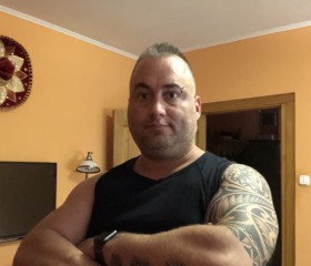 csaba, 43 года, Sztálinváros