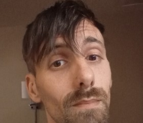 Trav, 35, North Fort Myers