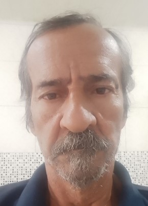 paulo из Pindamonhangaba 64 года