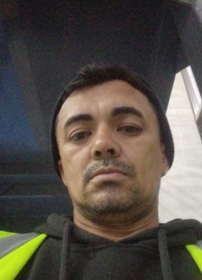 Nildo из Camanducaia 42 года