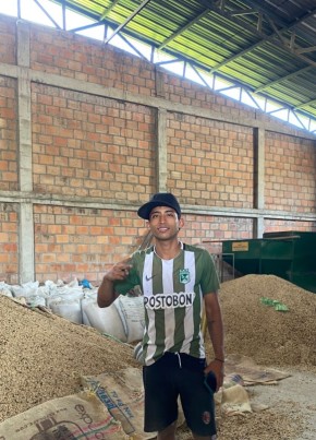 Carlos10 из Florencia 25 лет