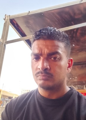 ه из الزقازيق 19 лет