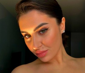 Karolinochka, 30, Stavropol