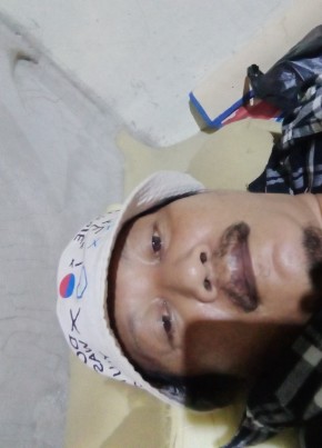 Bagus, 37, Indonesia, Kota Tangerang