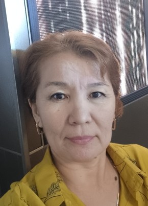 Айгул из Алматы 18 лет