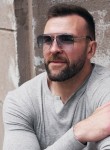 Mikhail, 40, Moscow