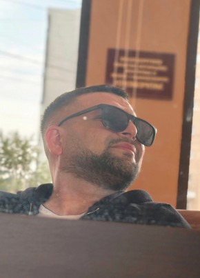 Elmar Huseynov из Серпухова 41 год