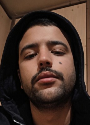 Yasser из Algiers 26 лет
